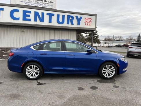 Used 2015 Chrysler 200 Limited image 21