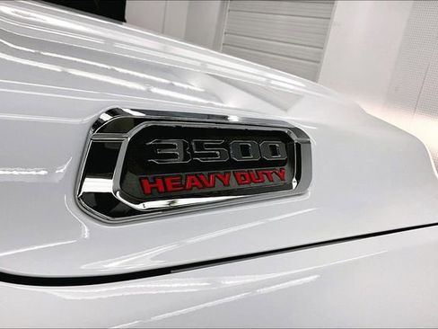 Used 2024 RAM 3500 Big Horn image 32