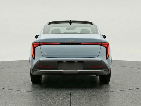 Used 2025 Kia K4 FWD image 6