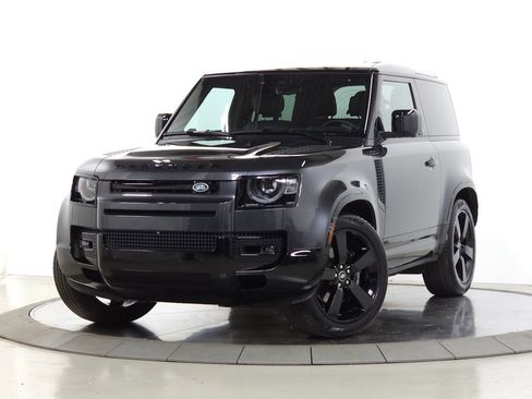 Used 2025 Land Rover Defender 90 V8 AWD/4WD image 1