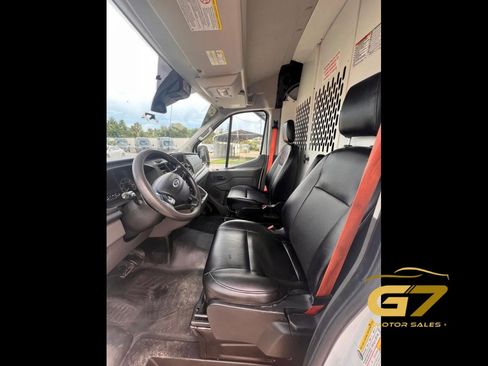 Used 2020 Ford Transit 150 Medium Roof w/ Load Area Protection Package RWD image 9
