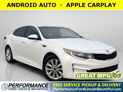 Used 2018 Kia Optima LX w/ 17" Alloy Wheels Package image 1