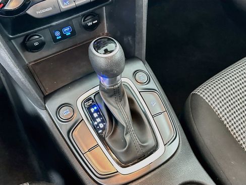 Used 2020 Hyundai Kona SE AWD/4WD image 24