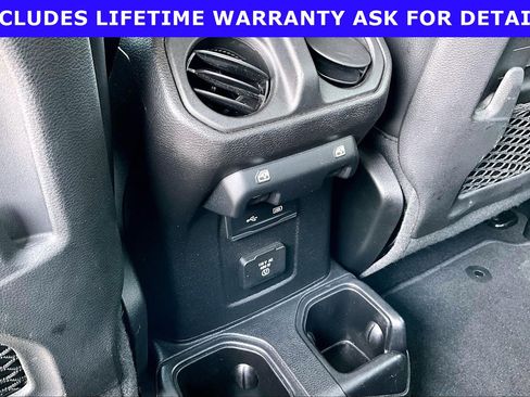 Used 2020 Jeep Gladiator Rubicon AWD/4WD image 28