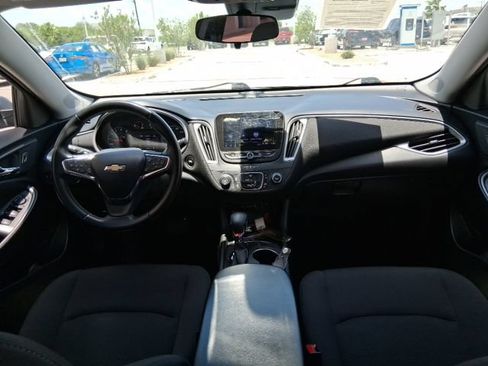 Used 2024 Chevrolet Malibu RS FWD image 10