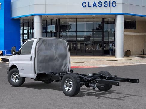 New 2026 Chevrolet Express 3500 w/ Power Convenience Package RWD image 3