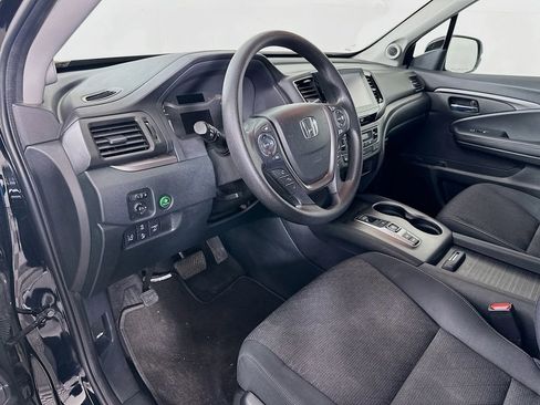 Certified 2023 Honda Ridgeline Sport image 9