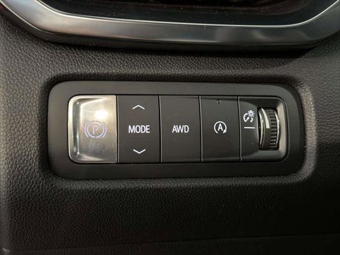 Used 2024 GMC Acadia AT4 w/ Super Cruise Package image 23