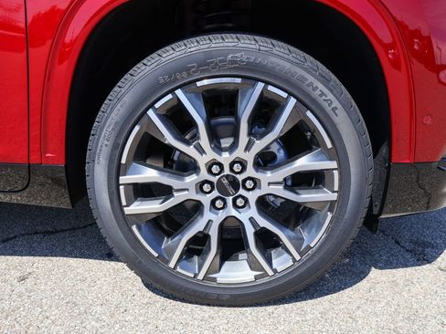 New 2027 GMC Acadia Denali Ultimate w/ LPO, Floor Liner Package AWD/4WD image 38