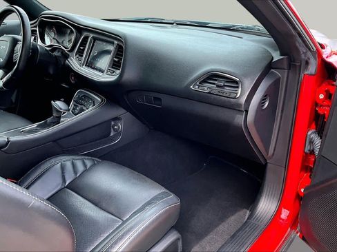Used 2019 Dodge Challenger SRT Hellcat Redeye RWD image 17