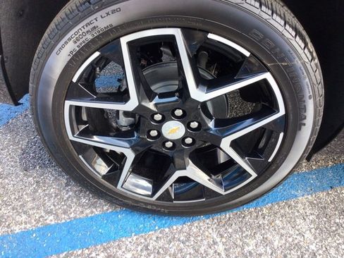 New 2026 Chevrolet Traverse High Country image 23