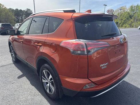 Used 2016 Toyota RAV4 XLE image 4