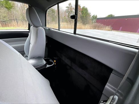 Used 2012 Toyota Tacoma 4x4 Regular Cab image 19
