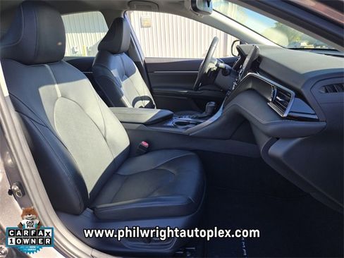 Used 2021 Toyota Camry XSE w/ Cold Weather Package image 16