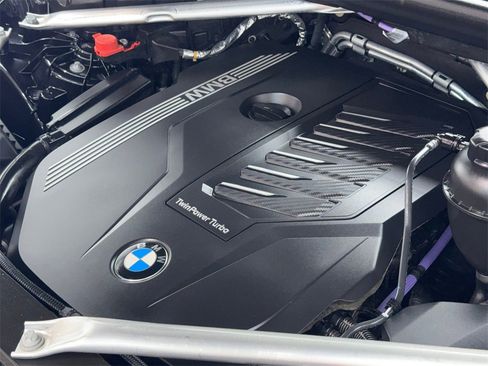 Used 2023 BMW X6 xDrive40i w/ M Sport Package image 59