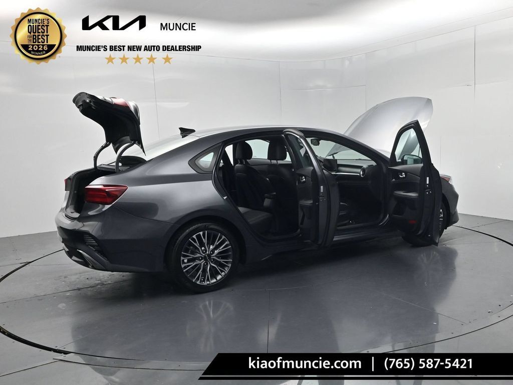 Certified 2023 Kia Forte GT-Line w/ GT-Line Premium Package FWD image 57