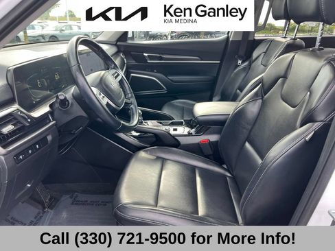 Certified 2024 Kia Telluride S w/ S Sunroof Package AWD/4WD image 40