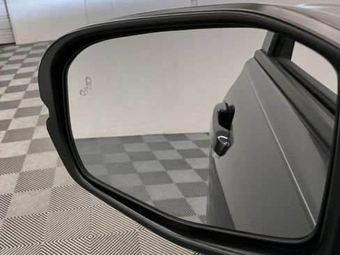Used 2026 Honda HR-V EX-L image 39