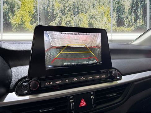 Used 2020 Kia Forte LXS image 24