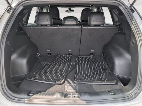 Used 2023 Jeep Compass Trailhawk AWD/4WD image 14