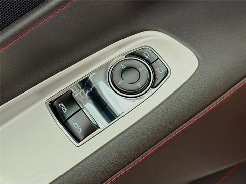 Used 2026 Chevrolet Corvette Z06 RWD image 19