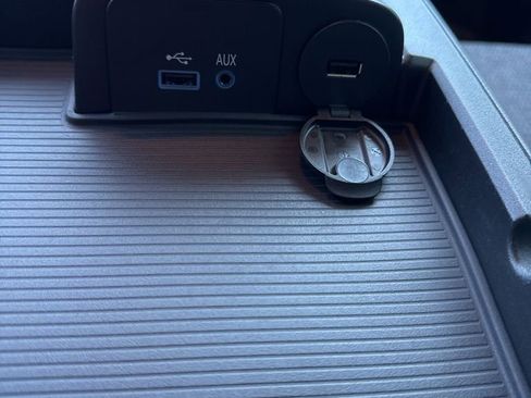 Used 2017 RAM 1500 Big Horn image 31