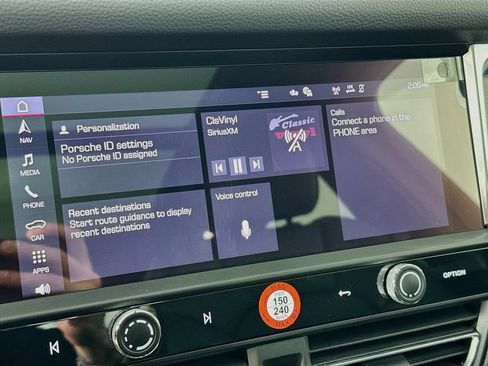 Certified 2026 Porsche Macan AWD/4WD image 16
