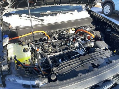 New 2025 Ford Maverick XLT image 12