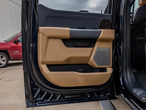 Used 2023 Ford F250 Lariat AWD/4WD image 39