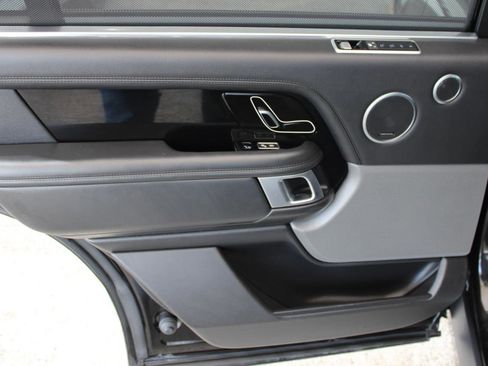 Used 2020 Land Rover Range Rover Long Wheelbase HSE image 13