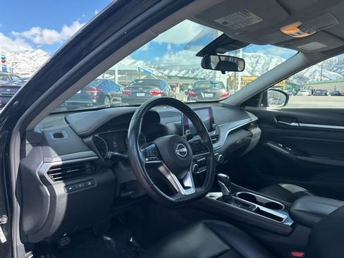 Used 2023 Nissan Altima 2.5 SR image 10