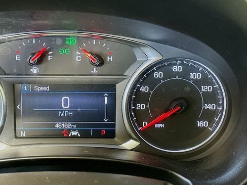 Used 2024 GMC Terrain SLE image 14