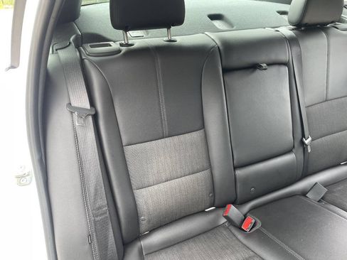 Used 2016 Chevrolet Impala LT w/ Convenience Package FWD image 54