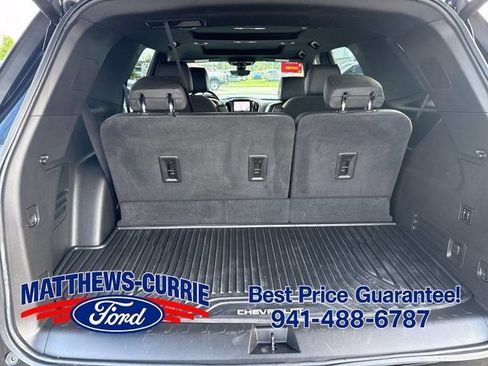 Used 2023 Chevrolet Traverse High Country AWD/4WD image 14