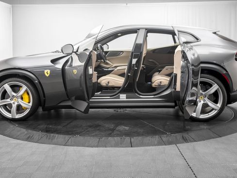 Used 2026 Ferrari Purosangue AWD/4WD image 4