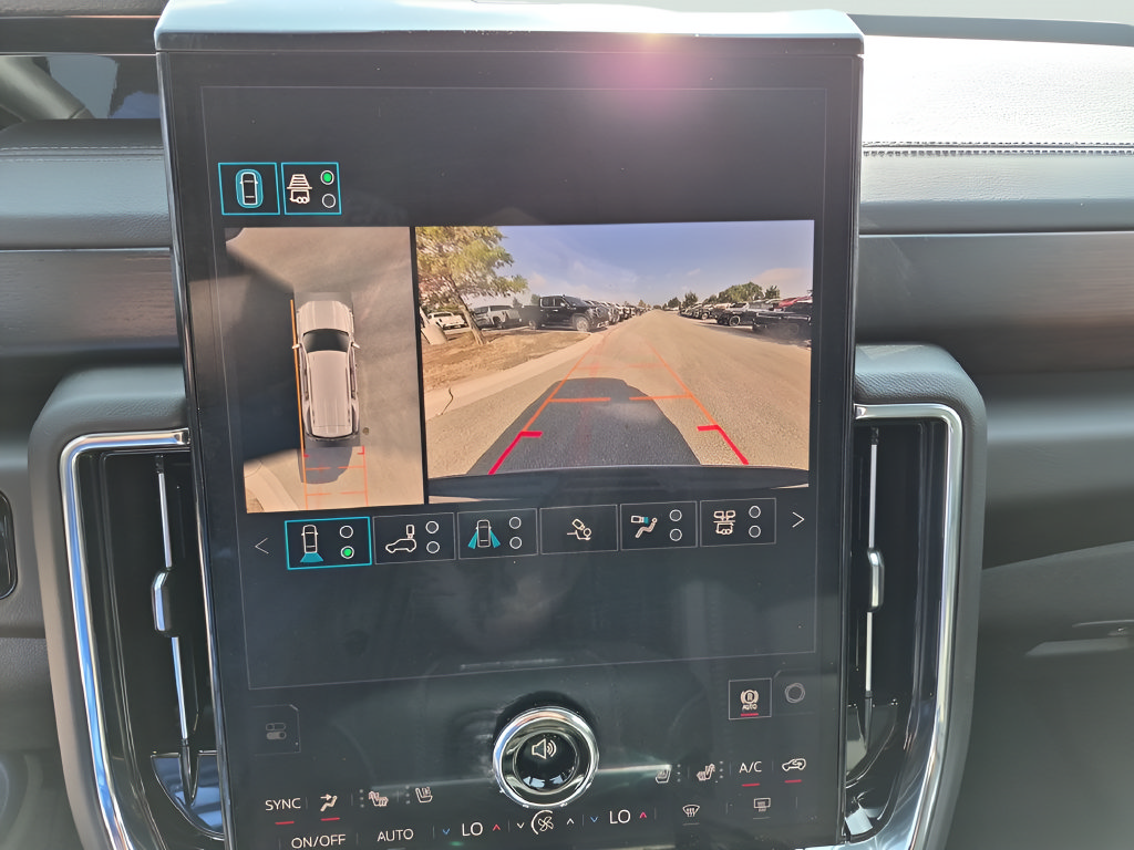 New 2026 GMC Yukon Denali w/ Denali Reserve Package AWD/4WD image 27