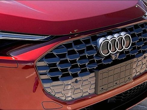 Used 2025 Audi Q5 Premium Plus w/ Premium Plus AWD/4WD image 30