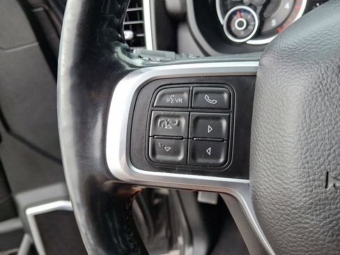 Used 2019 RAM 2500 Laramie image 17