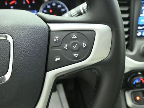 Used 2020 GMC Acadia SLT AWD/4WD image 14