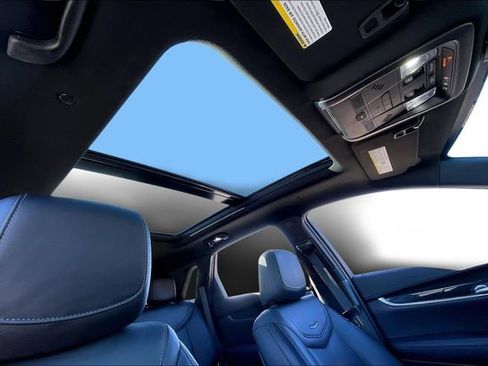 Used 2020 Cadillac XT5 Premium Luxury image 19