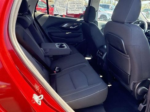 Certified 2023 GMC Terrain SLE w/ Driver Convenience Package FWD image 25