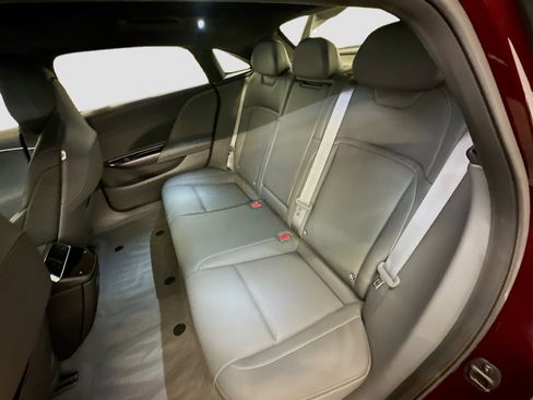 Used 2023 Lucid Air Pure AWD/4WD image 29