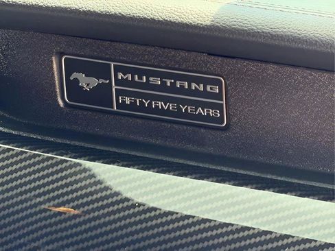 Used 2020 Ford Mustang GT Premium w/ Equipment Group 401A RWD image 30