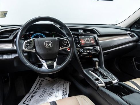 Used 2021 Honda Civic EX-L image 4