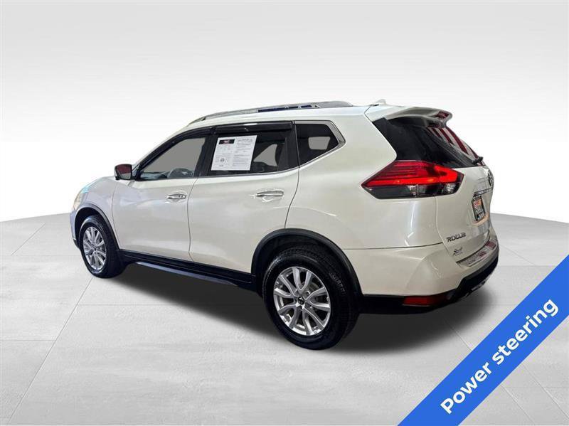 Used 2017 Nissan Rogue SV w/ SV Premium Package AWD/4WD image 7