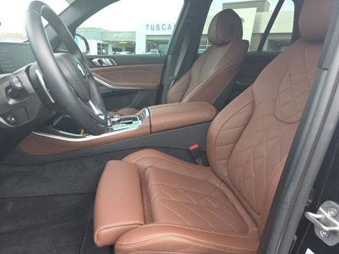 Used 2023 BMW X5 xDrive40i w/ Premium Package image 9