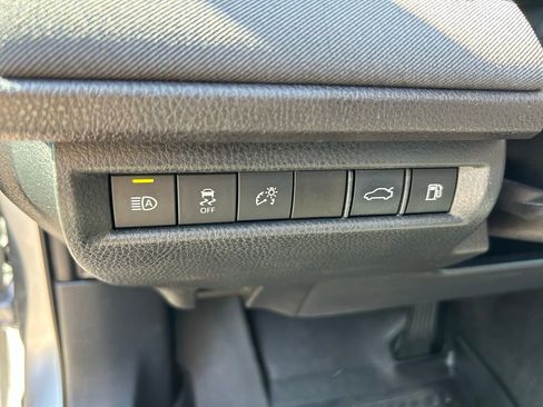 Certified 2025 Toyota Camry LE image 18