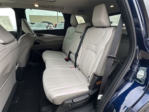 New 2026 INFINITI QX60 Luxe w/ Cargo Package image 13