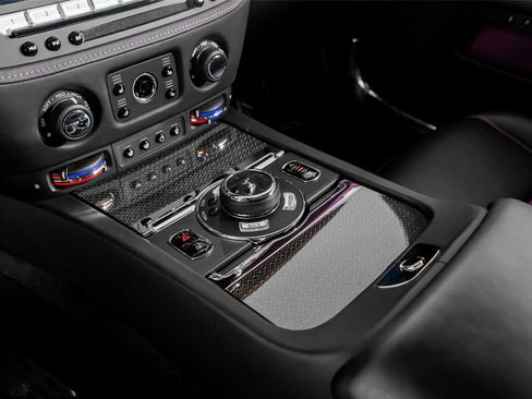 Used 2020 Rolls-Royce Wraith RWD image 40
