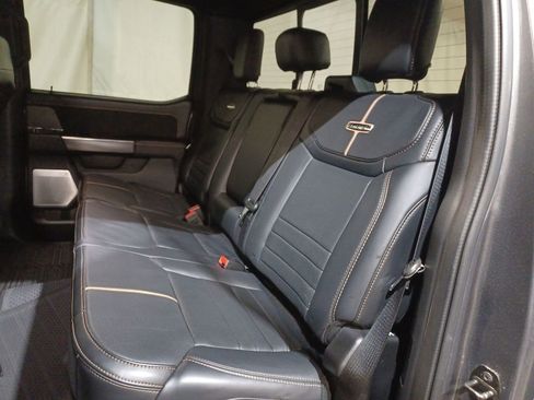 Used 2023 Ford F250 Platinum image 24
